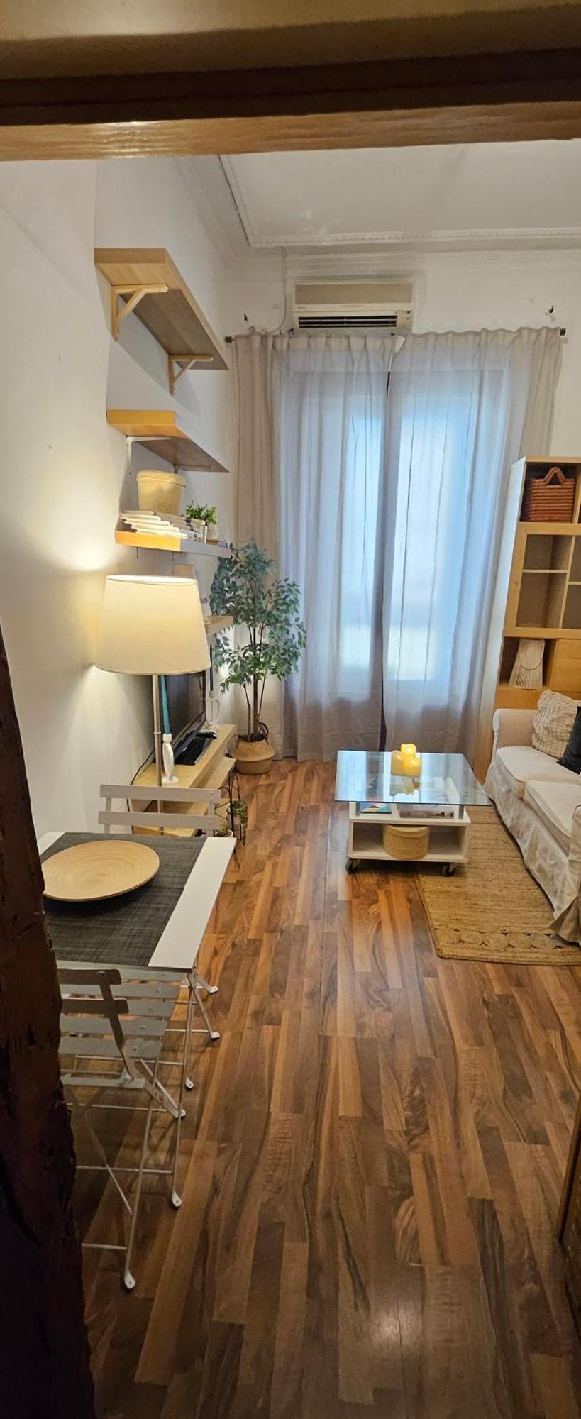 Pequeno Apartamento En El Centro De Madrid Bagian luar foto