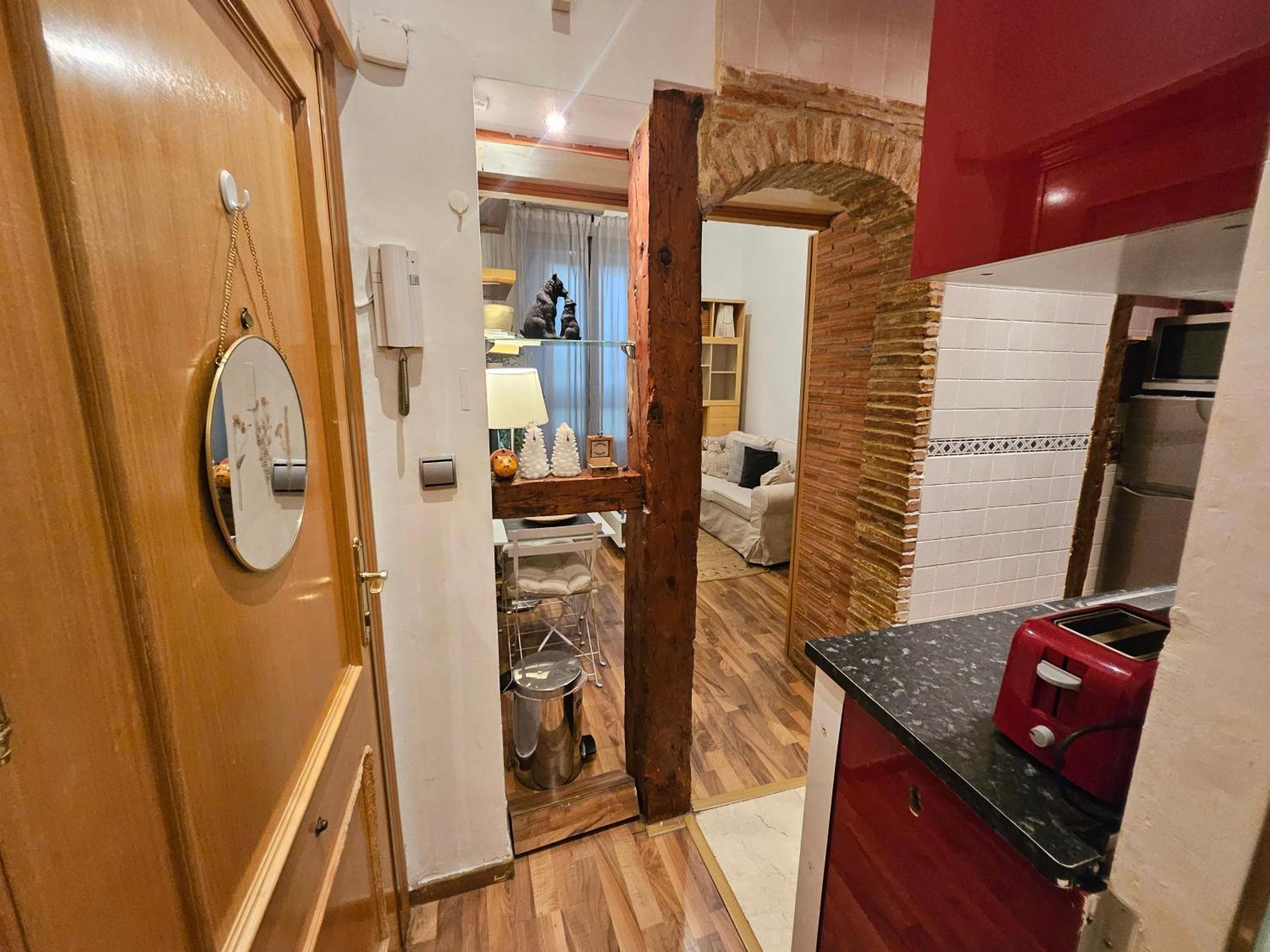 Pequeno Apartamento En El Centro De Madrid Bagian luar foto